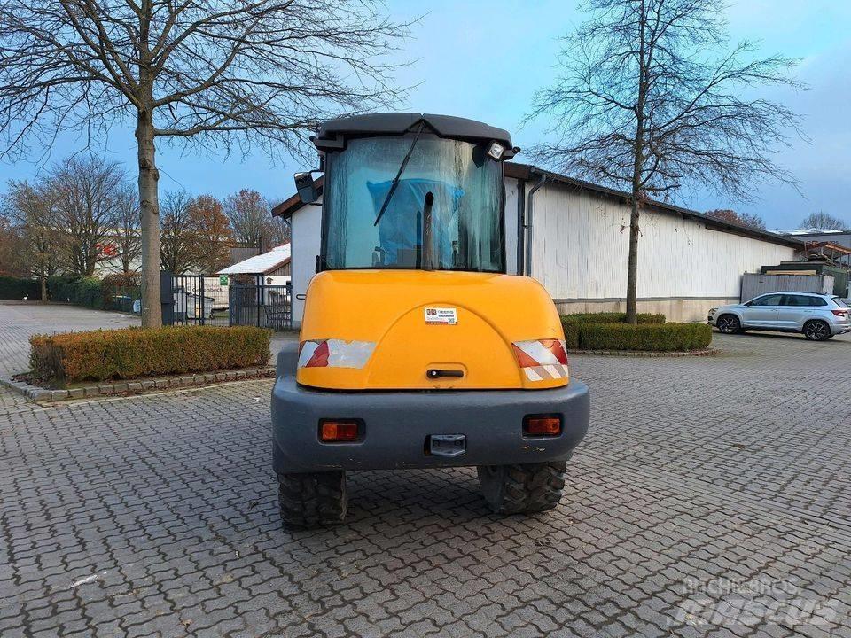 Terex Schaeff TL80 Wielladers