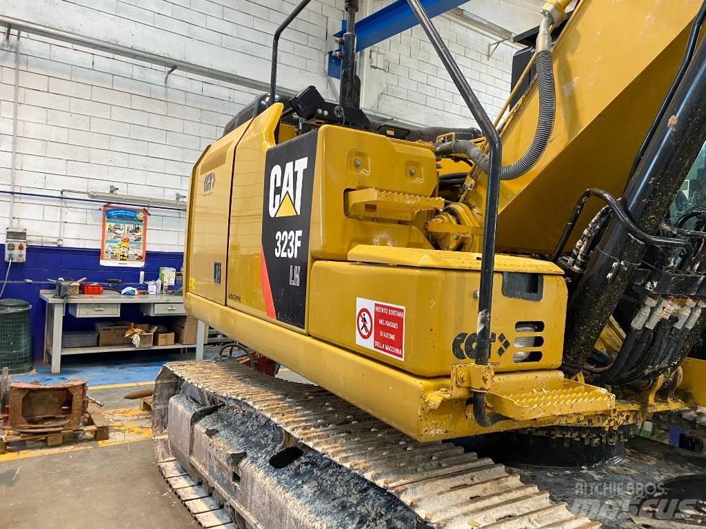 CAT 323F LN Rupsgraafmachines