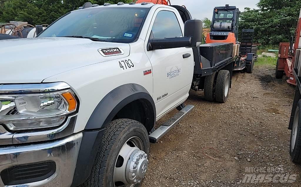 RAM 5500 Platte bakwagens