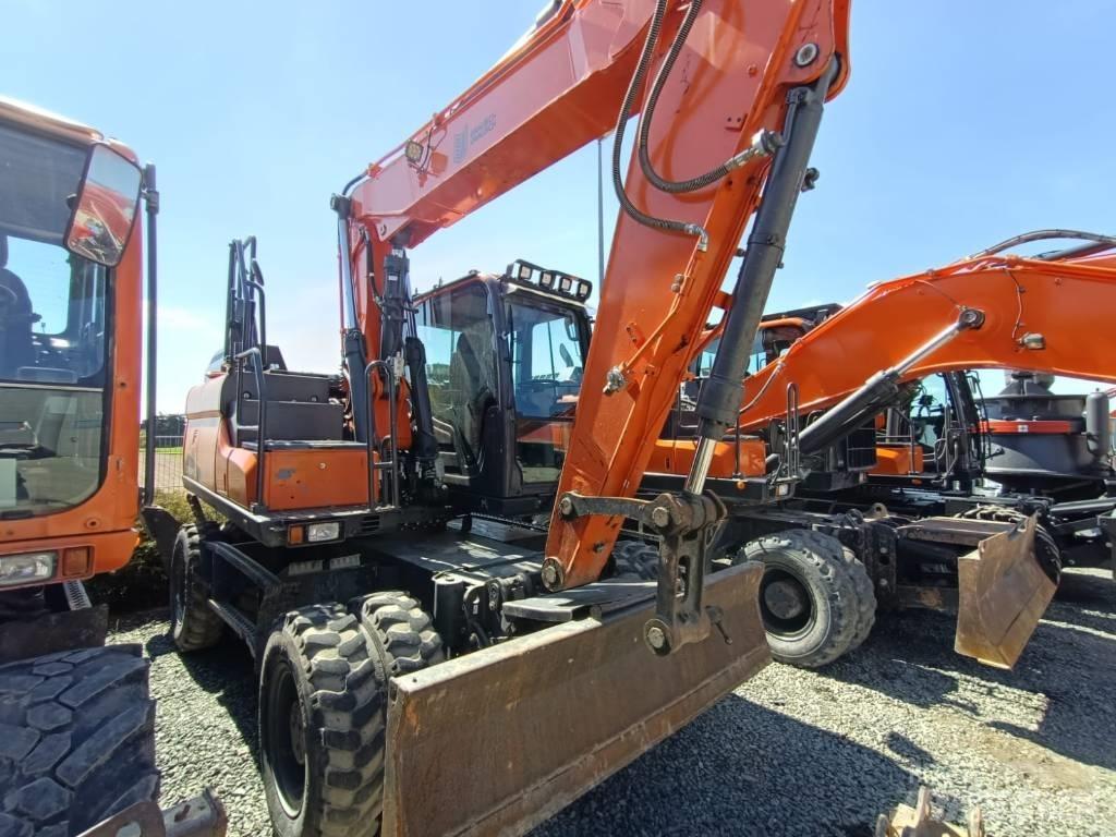 Doosan DX140W-5 Wielgraafmachines