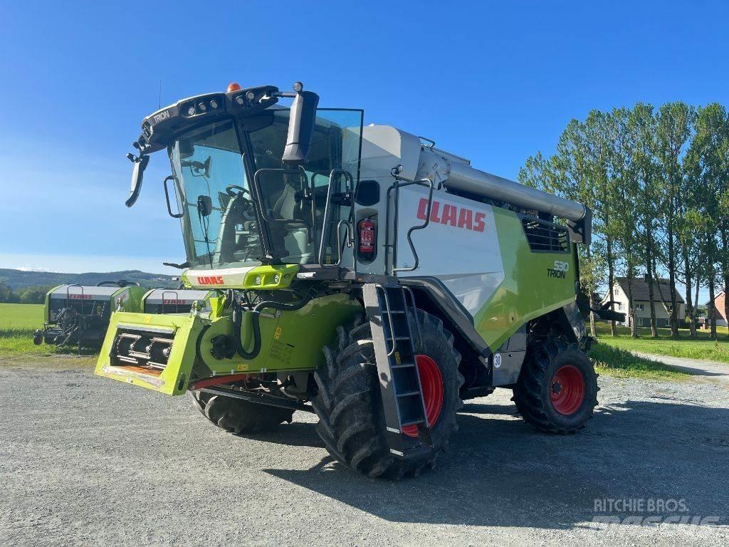 CLAAS Trion Maaidorsmachines