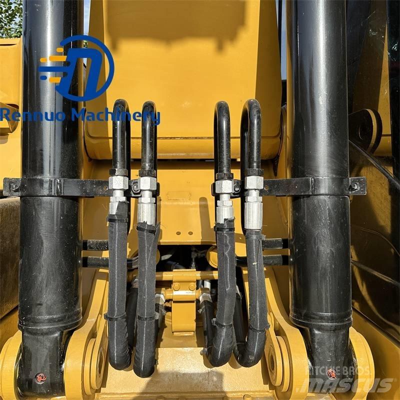 CAT 320D2 Rupsgraafmachines