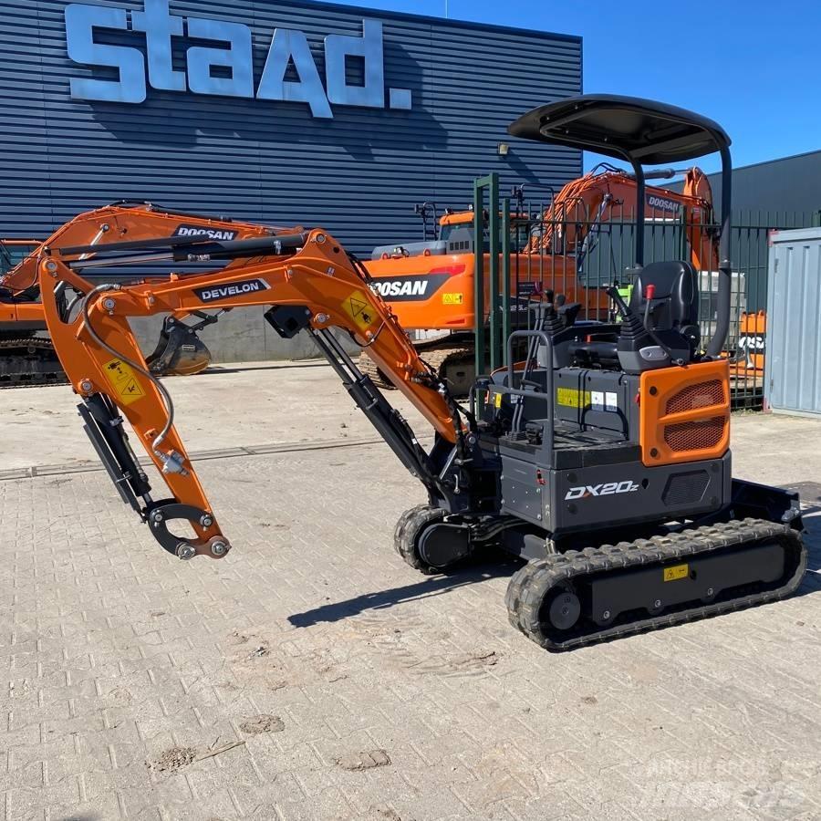 Develon DX20Z-7 Minigraafmachines < 7t