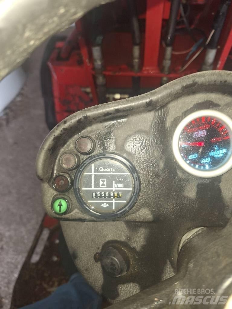Weidemann 1360 Knik- en schrankladers