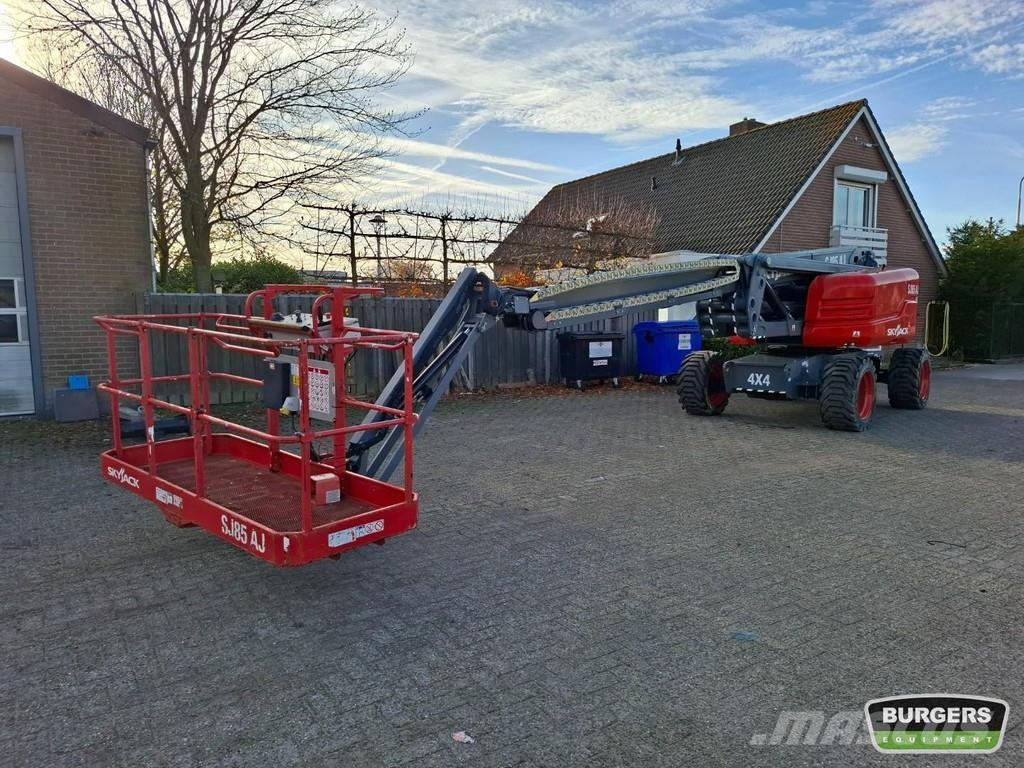SkyJack SJ85 AJ Knikarmhoogwerkers