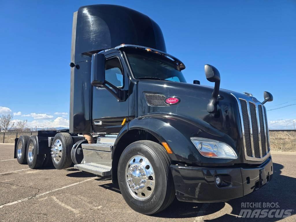 Peterbilt 579 Trekkers