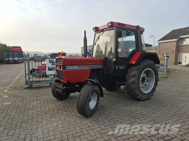 Case IH 745 XL Tractoren