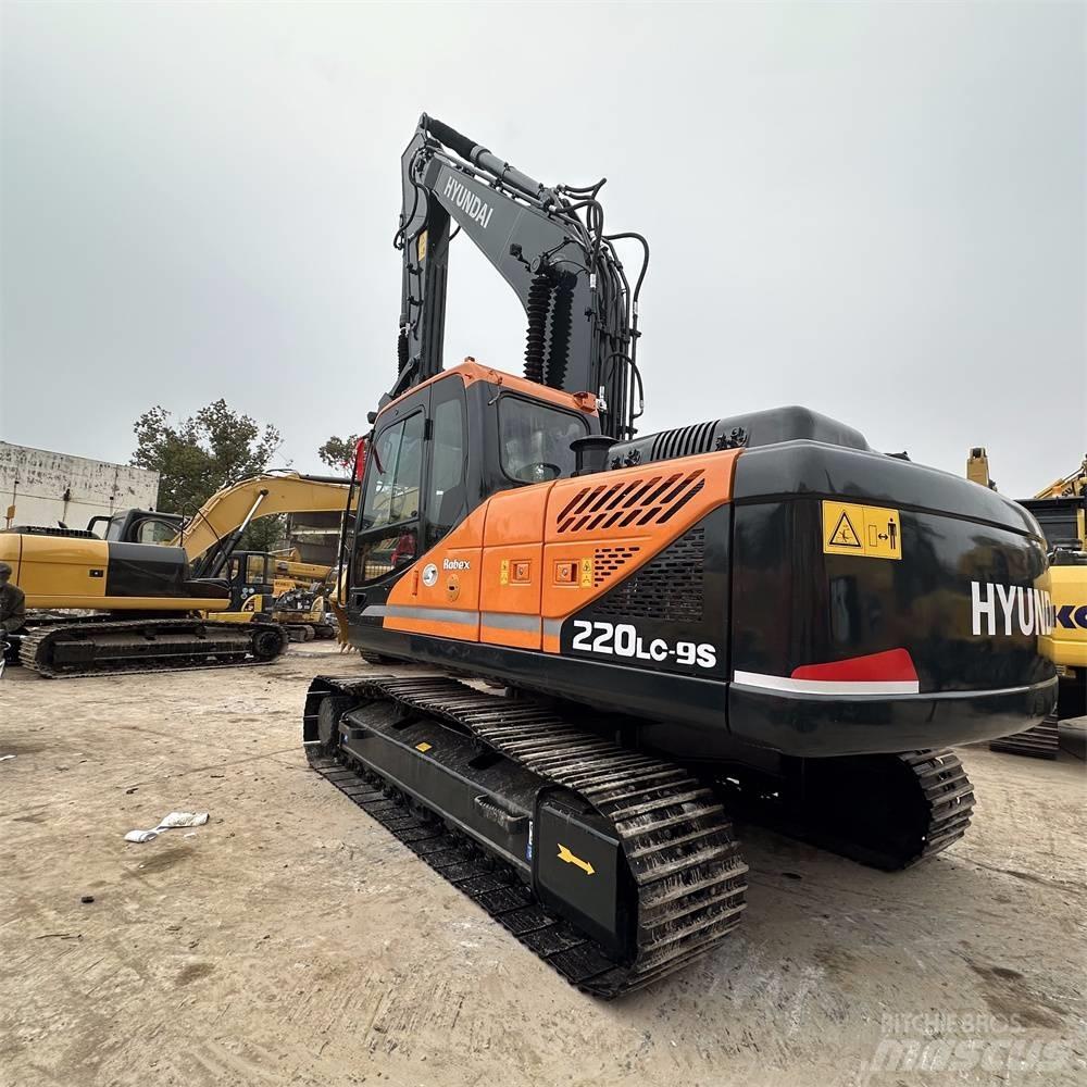Hyundai R220LC-9S Rupsgraafmachines
