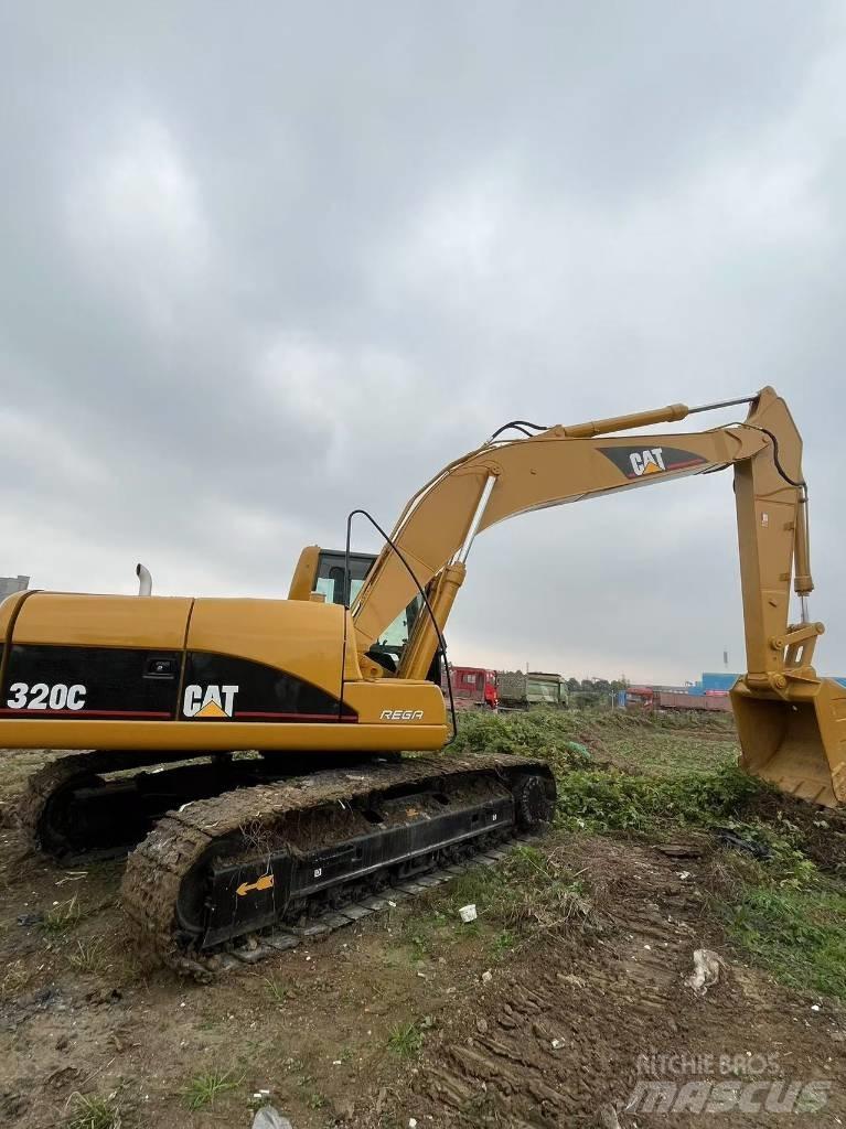 CAT 320 C Rupsgraafmachines