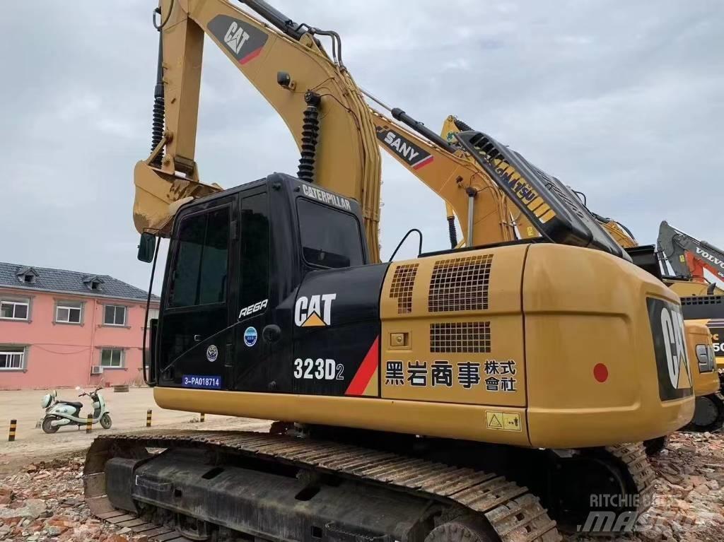 CAT 323 D L Rupsgraafmachines