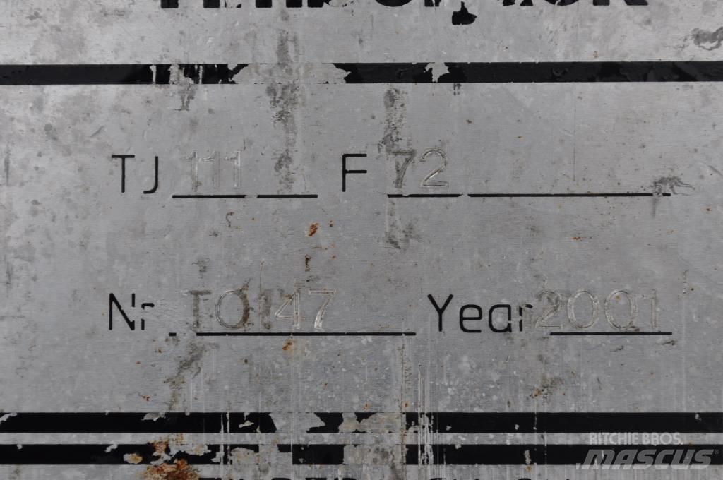  TJ 111 F72 Uitrijwagenkranen
