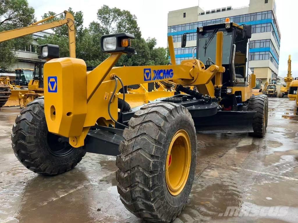 XCMG GR 1803 Graders