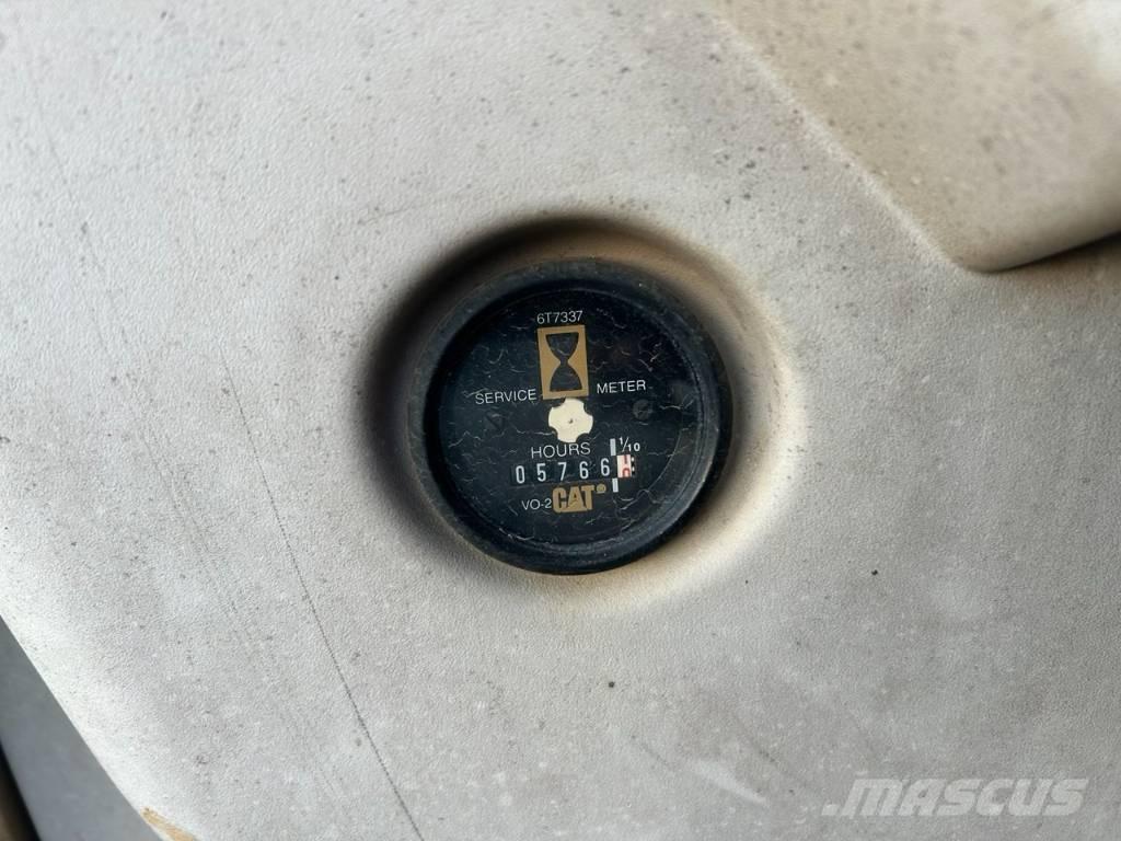 CAT 312 B Rupsgraafmachines