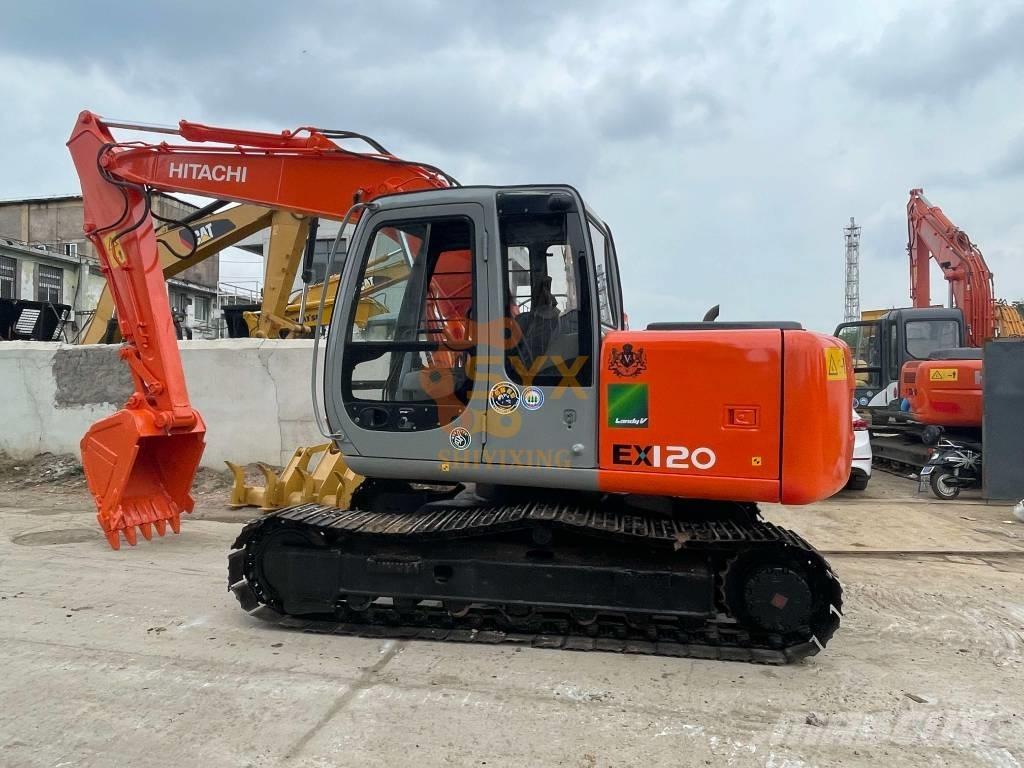 Hitachi EX 120 Rupsgraafmachines
