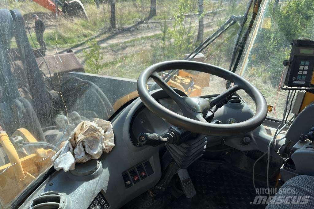 Volvo L 220 D Wielladers
