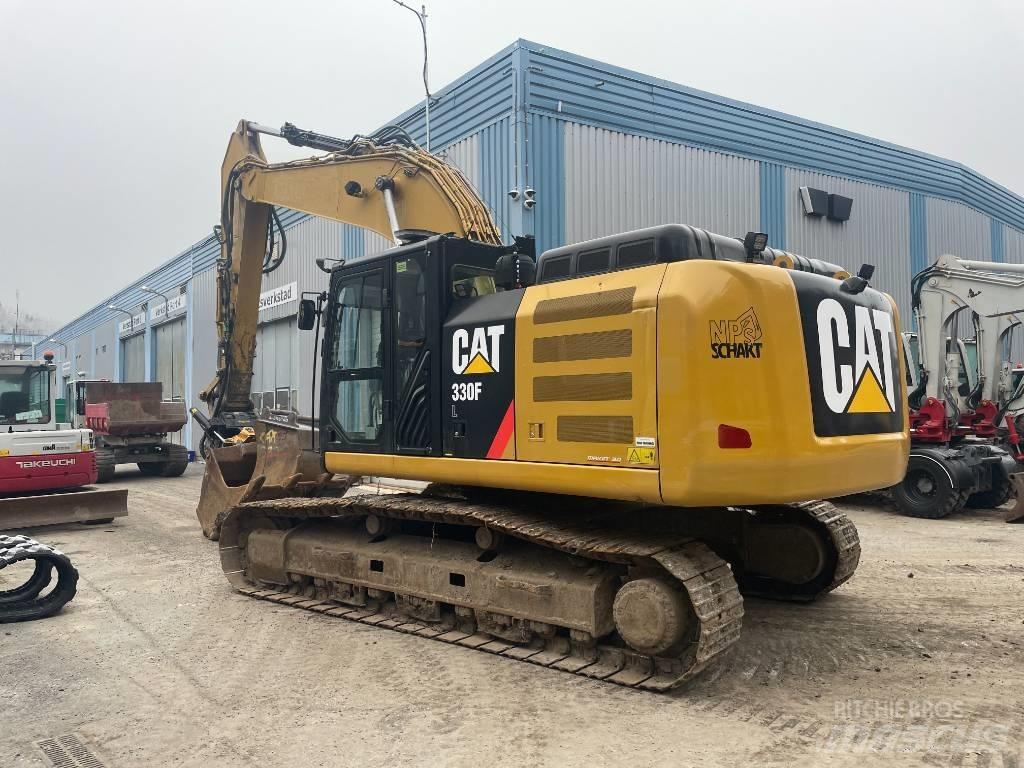 CAT 330 Rupsgraafmachines