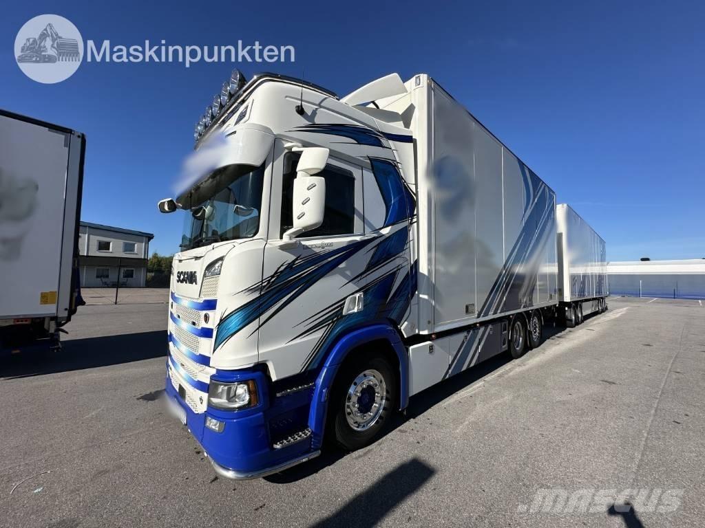 Scania R 520 Bakwagens met gesloten opbouw