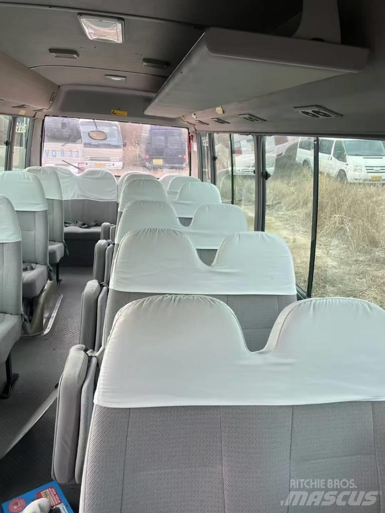 Toyota Coaster Intercitybussen
