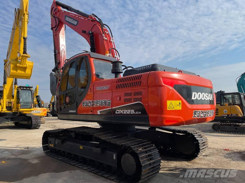 Doosan DX 225 LCA Rupsgraafmachines
