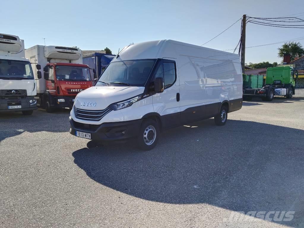 Iveco Daily 35 S12 Gesloten opbouw