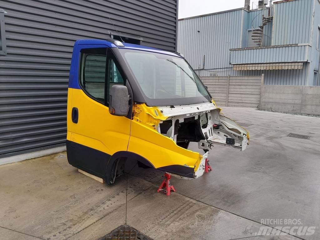 Iveco DAILY Cabine en interieur