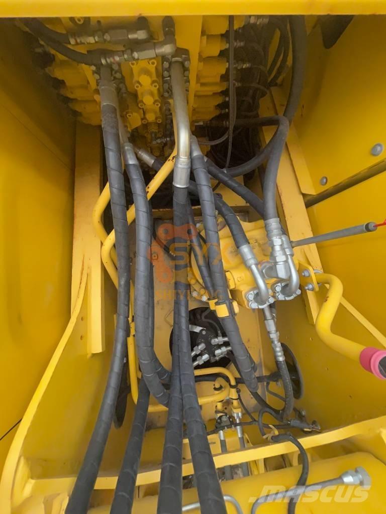 Komatsu PC 200-8 Rupsgraafmachines