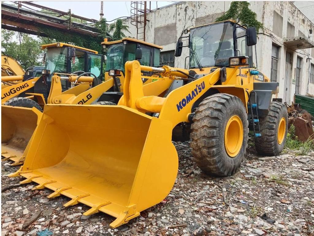 Komatsu WA 320-5 Wielladers