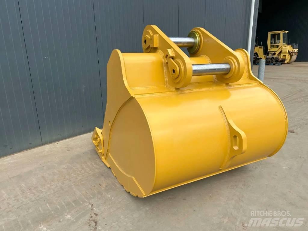 CAT 349D - UB Bakken