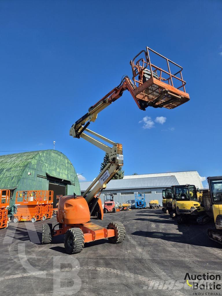 JLG 450 AJ Knikarmhoogwerkers