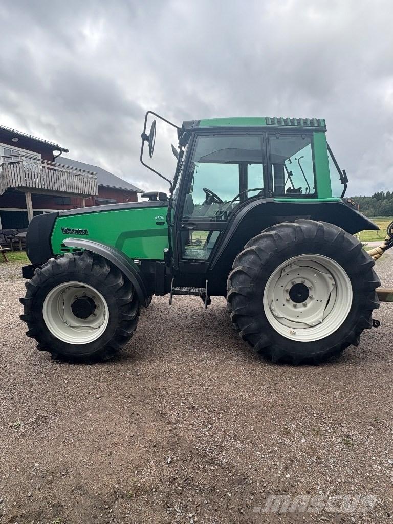 Valtra 6200-4 Tractoren
