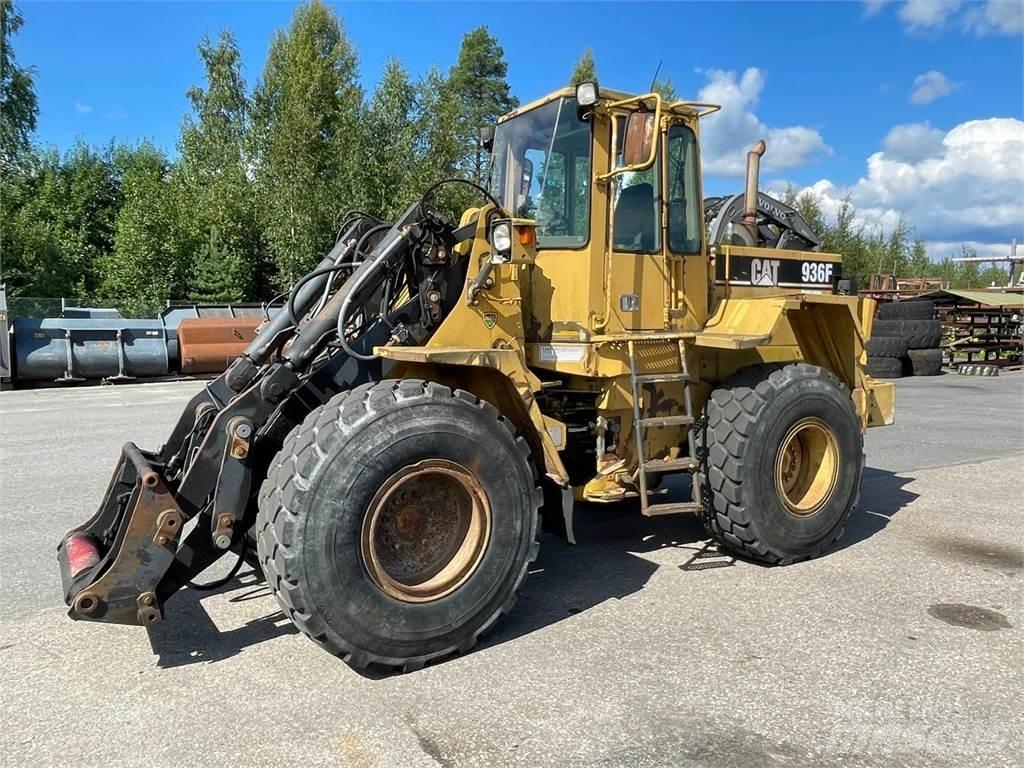 CAT 936F Wielladers