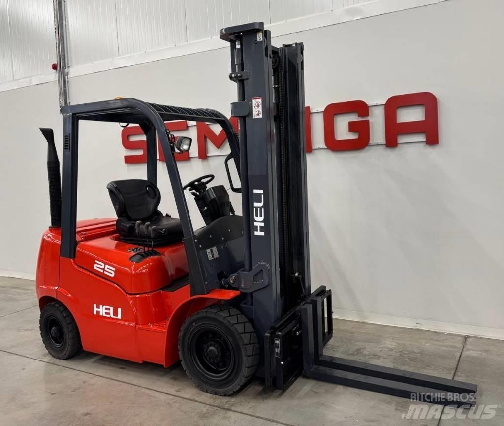 Heli 10052 - FD25G Diesel heftrucks