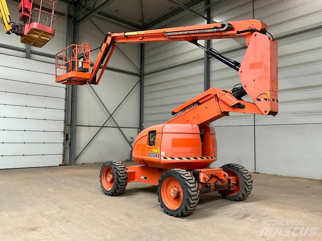 JLG 600 AJ Knikarmhoogwerkers
