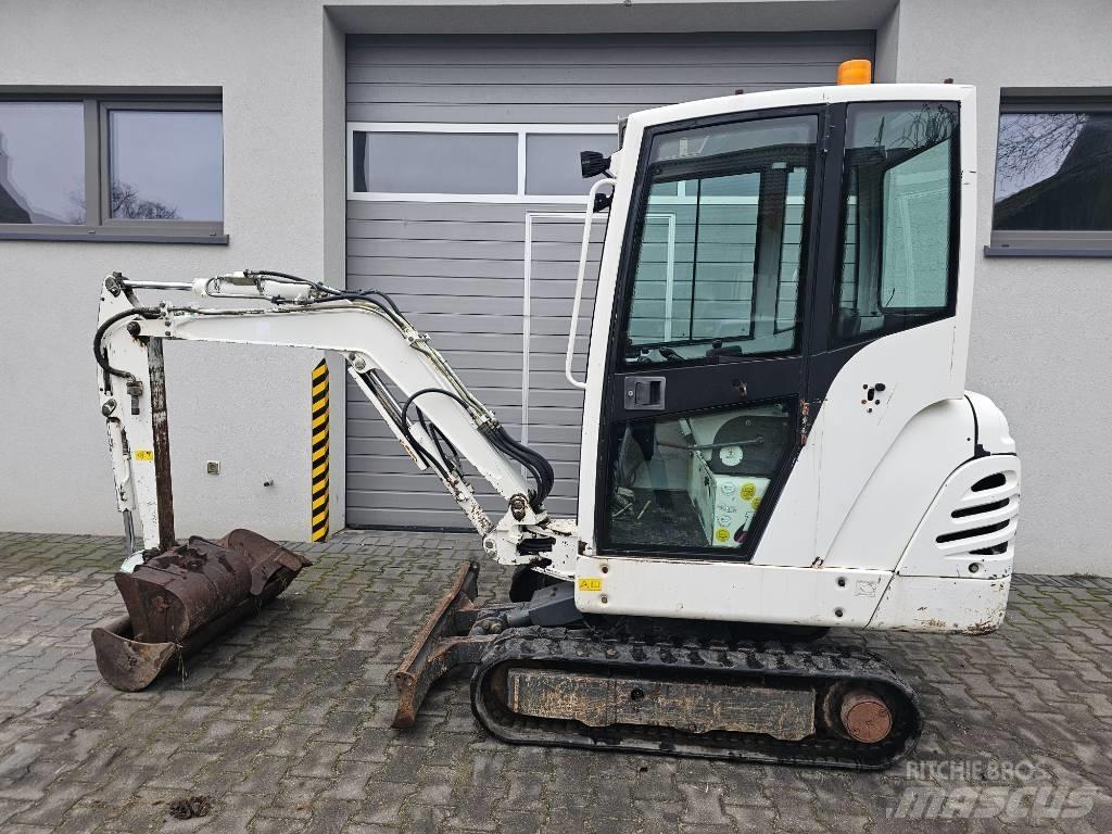 IHI 18N Minigraafmachines < 7t