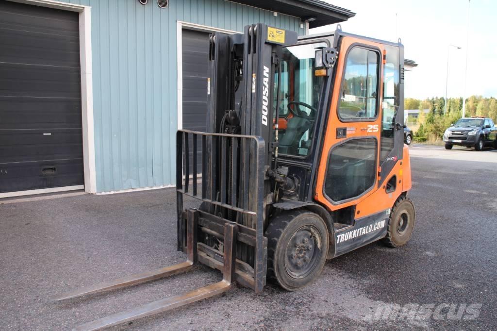 Doosan D 25 S Diesel heftrucks