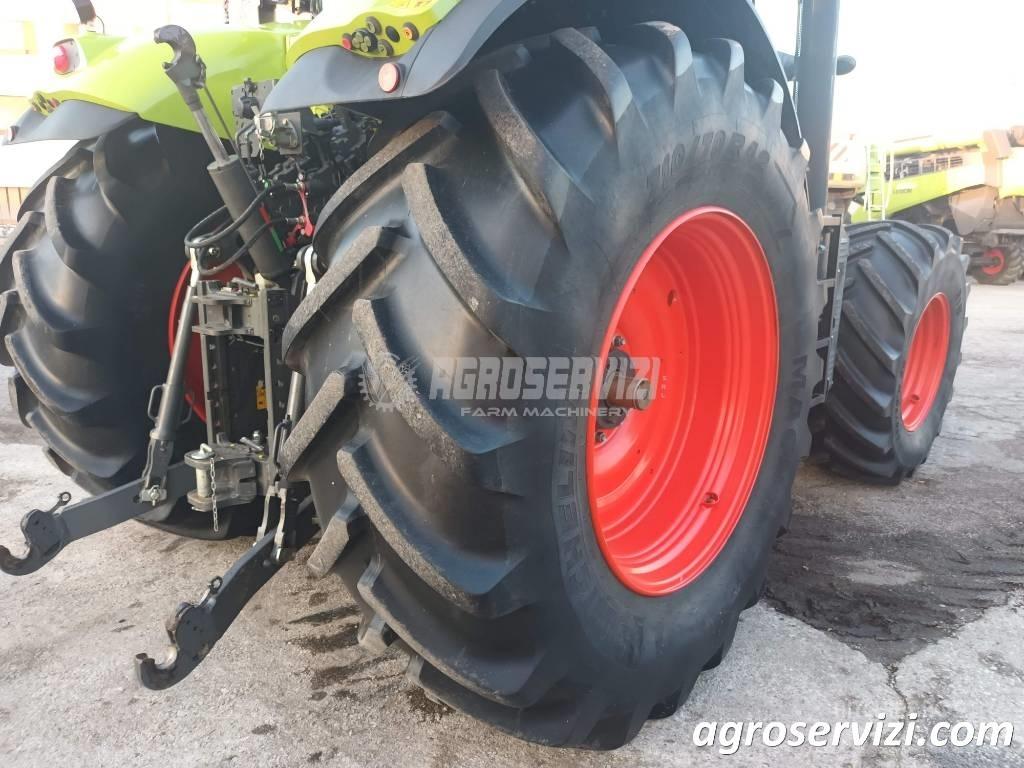 CLAAS Axion 830 Tractoren