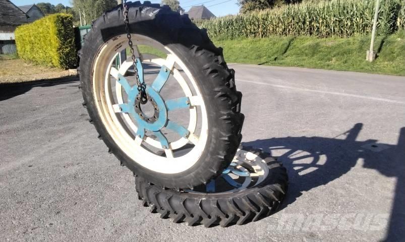 BKT 9.5R44 Banden, wielen en velgen