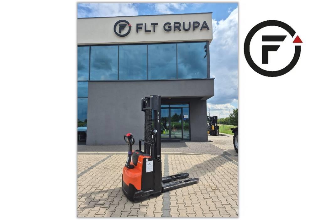 Toyota SWE120 Stapelaar meeloop