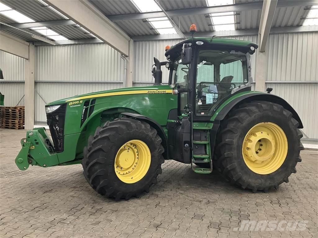 John Deere 8295R Tractoren