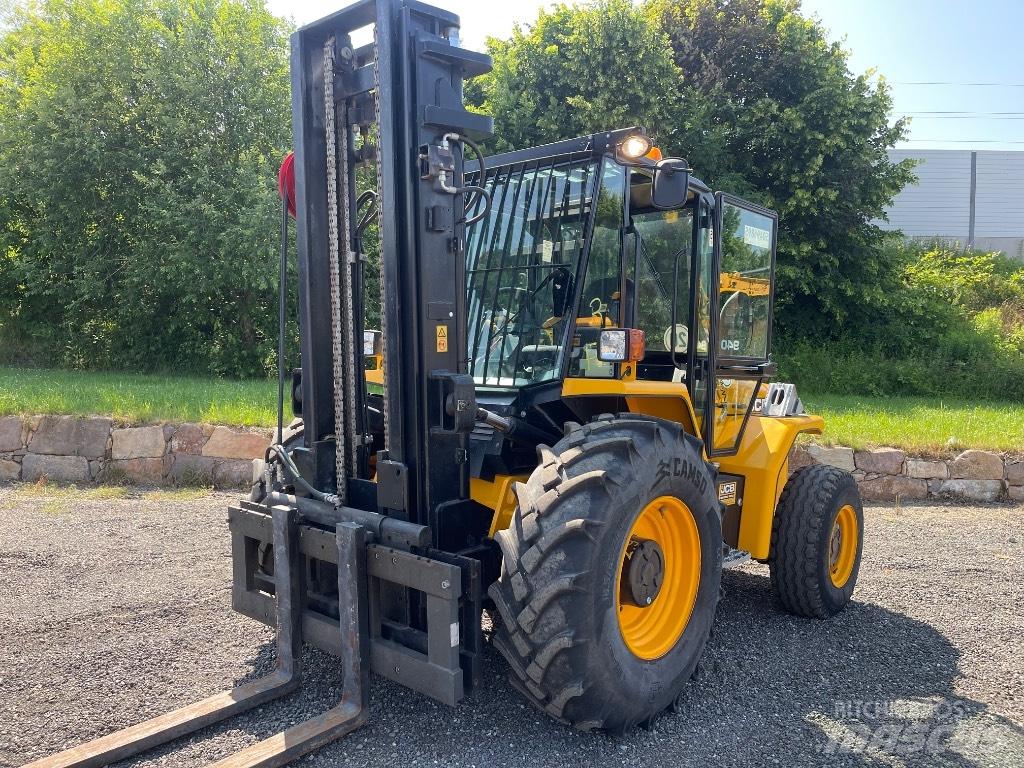 JCB 940-2 T4 Vorkheftruck voor zwaar terrein