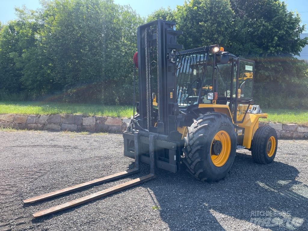 JCB 940-2 T4 Vorkheftruck voor zwaar terrein