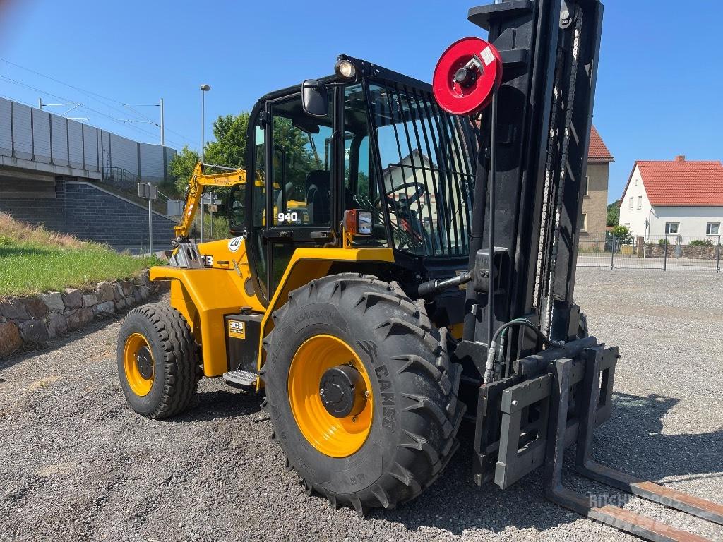 JCB 940-2 T4 Vorkheftruck voor zwaar terrein