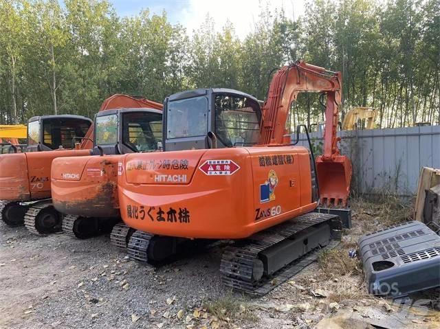 Hitachi ZX70 Rupsgraafmachines