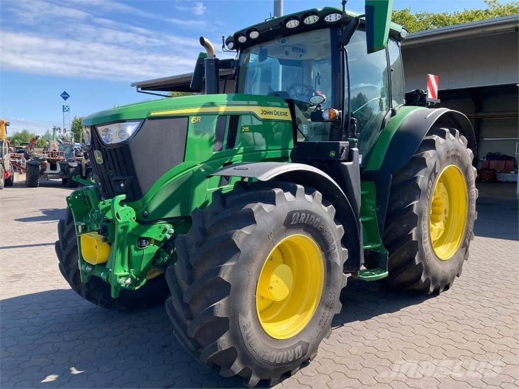 John Deere 6R215 Tractoren