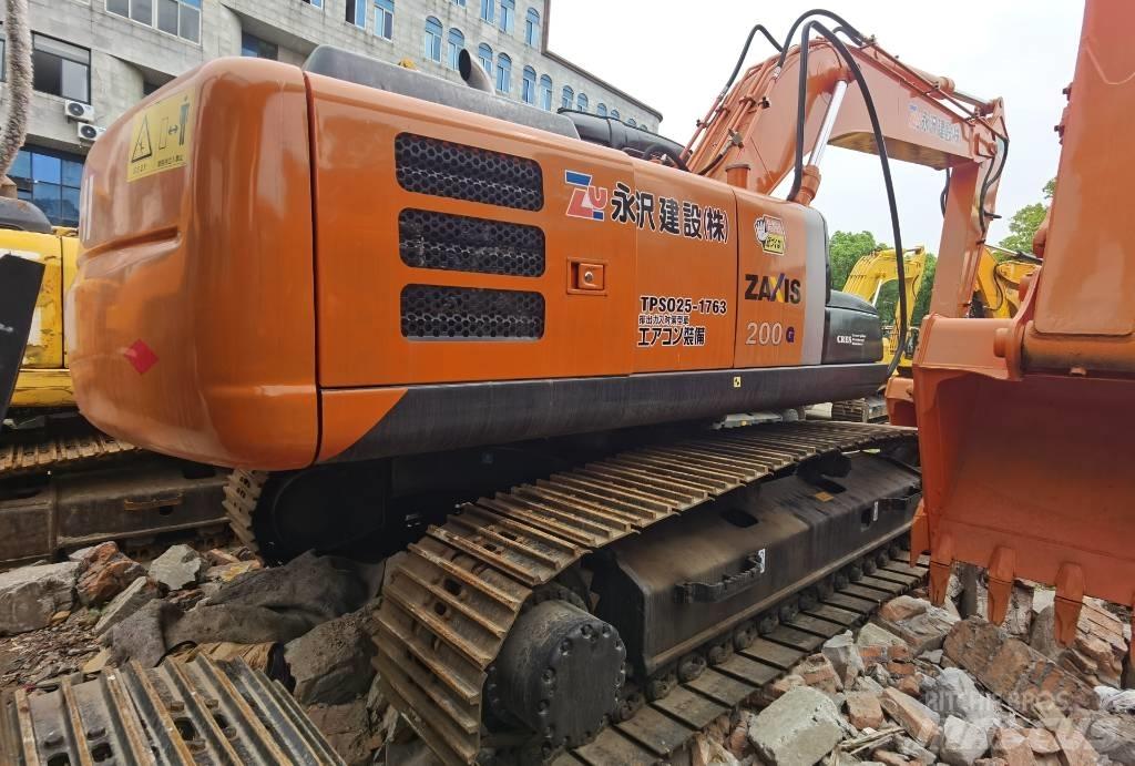 Hitachi ZX 200 Rupsgraafmachines