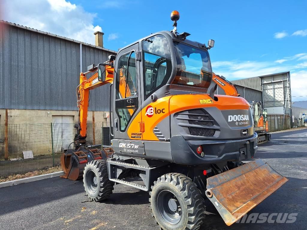 Doosan DX 57 W Wielgraafmachines