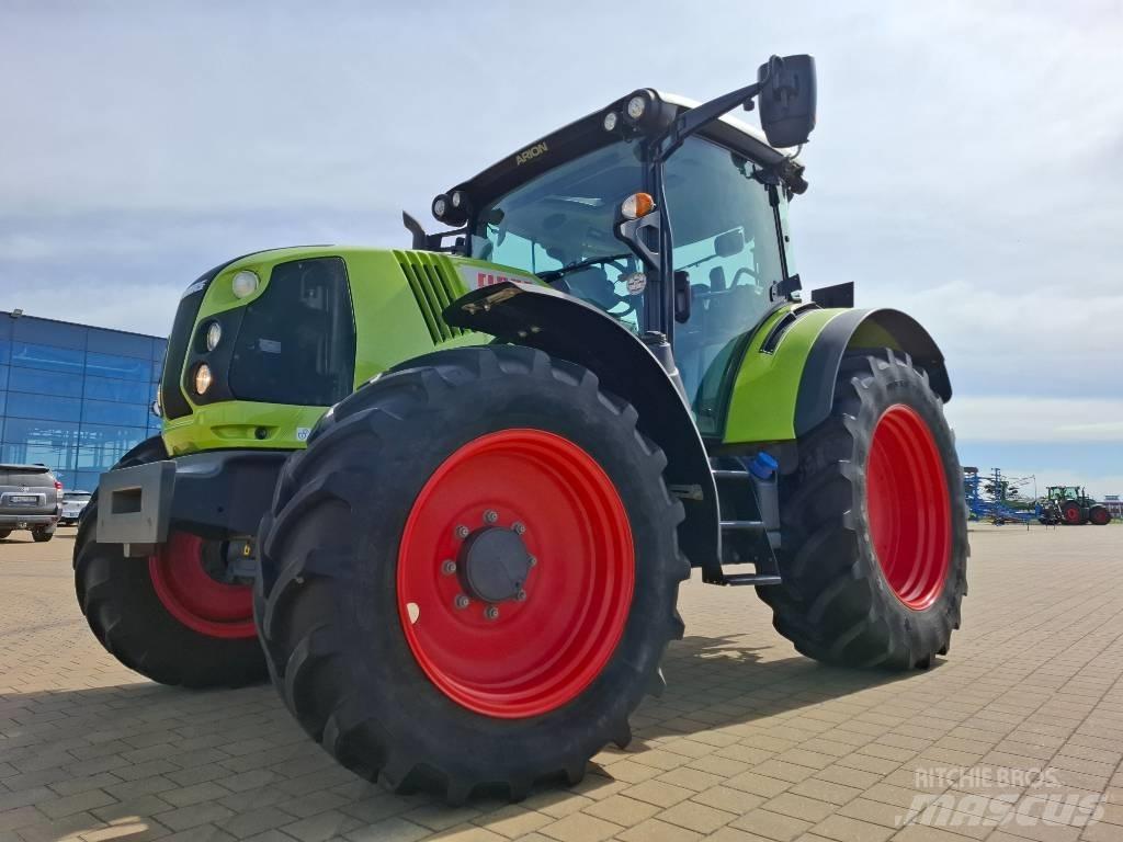 CLAAS Arion 440 CIS Tractoren