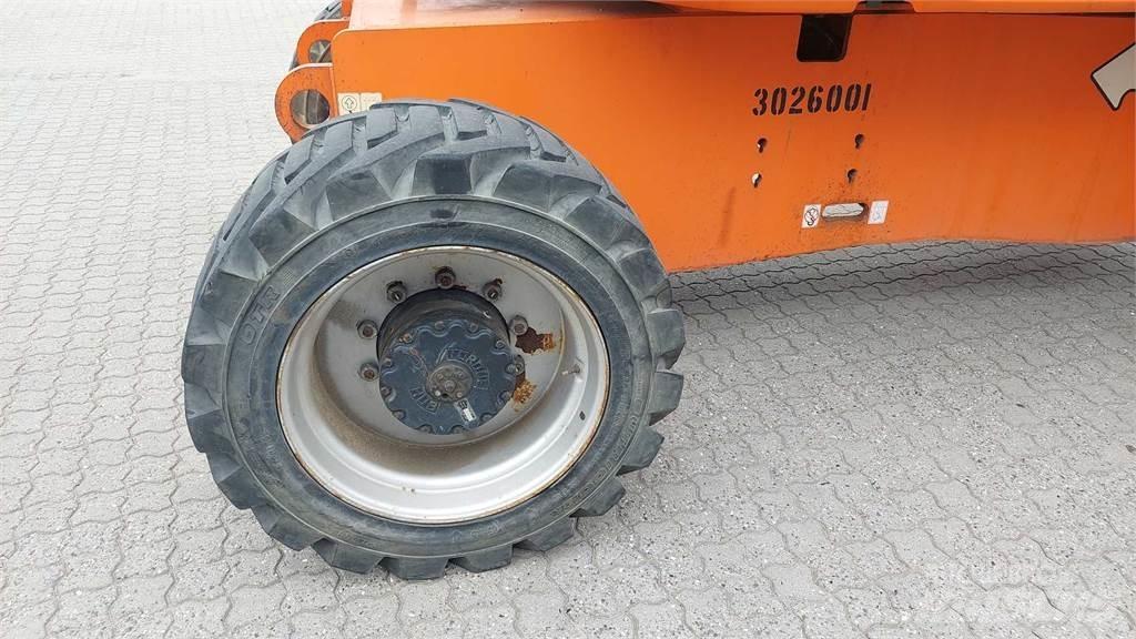 JLG E800AJ Knikarmhoogwerkers