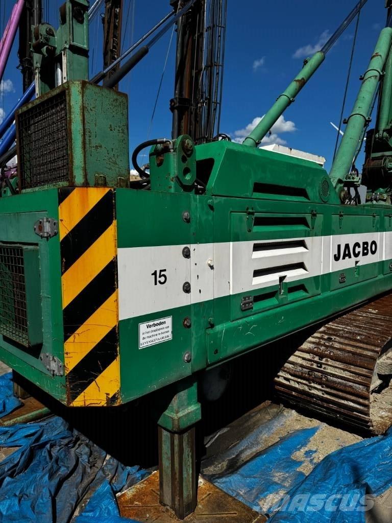 CMV TH7-25 Mobiele Boorinstallatie