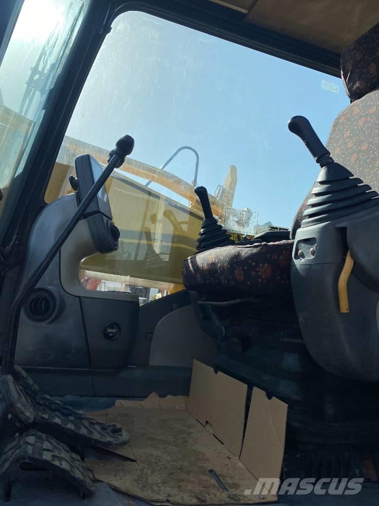 CAT 326D2L Rupsgraafmachines
